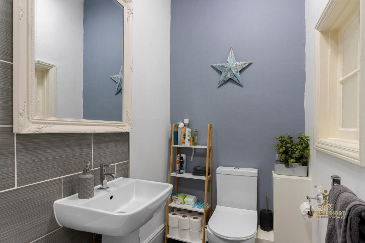 Апартаменты Central Exeter Apartment *