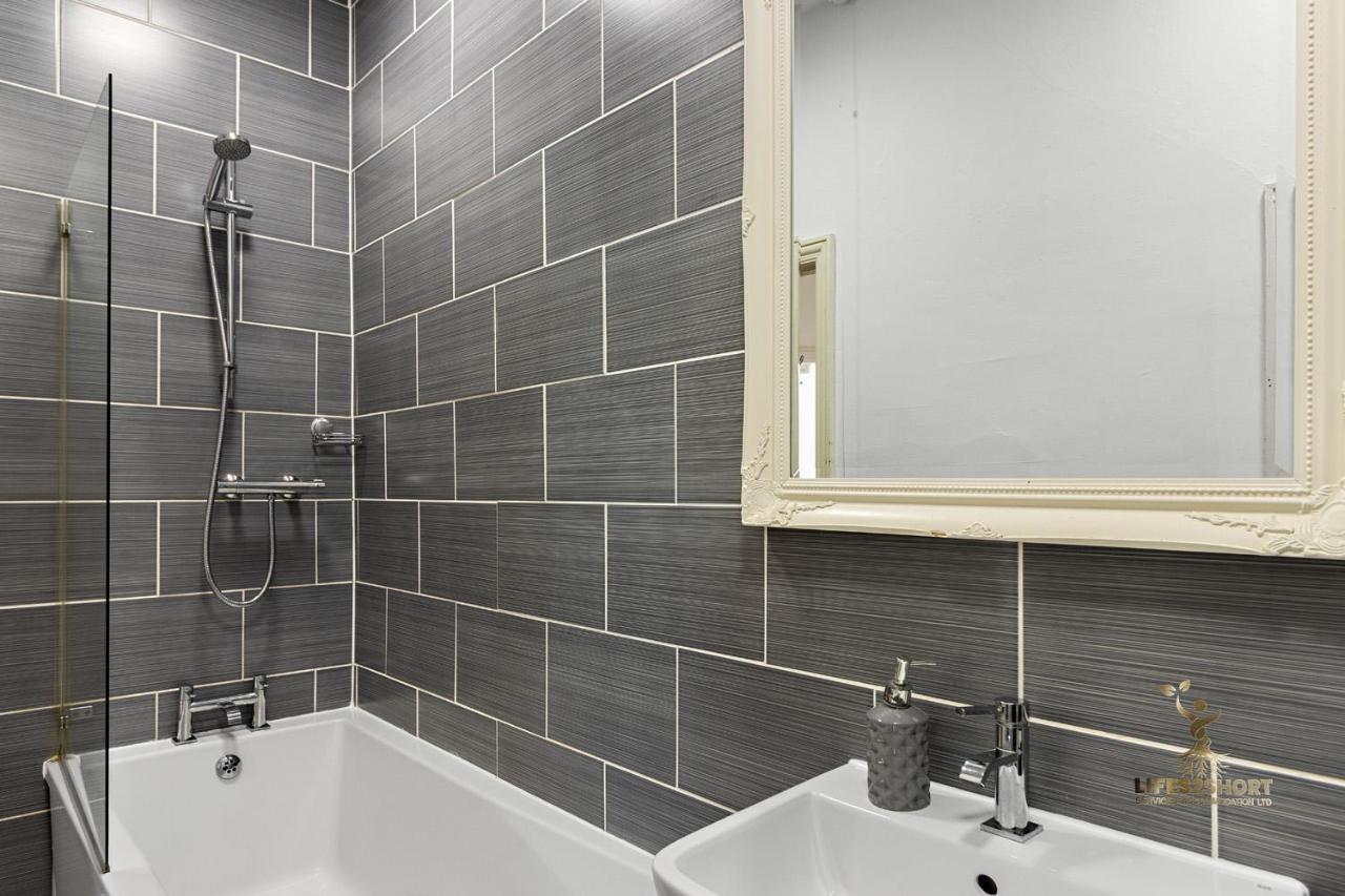 Апартаменты Central Exeter Apartment *